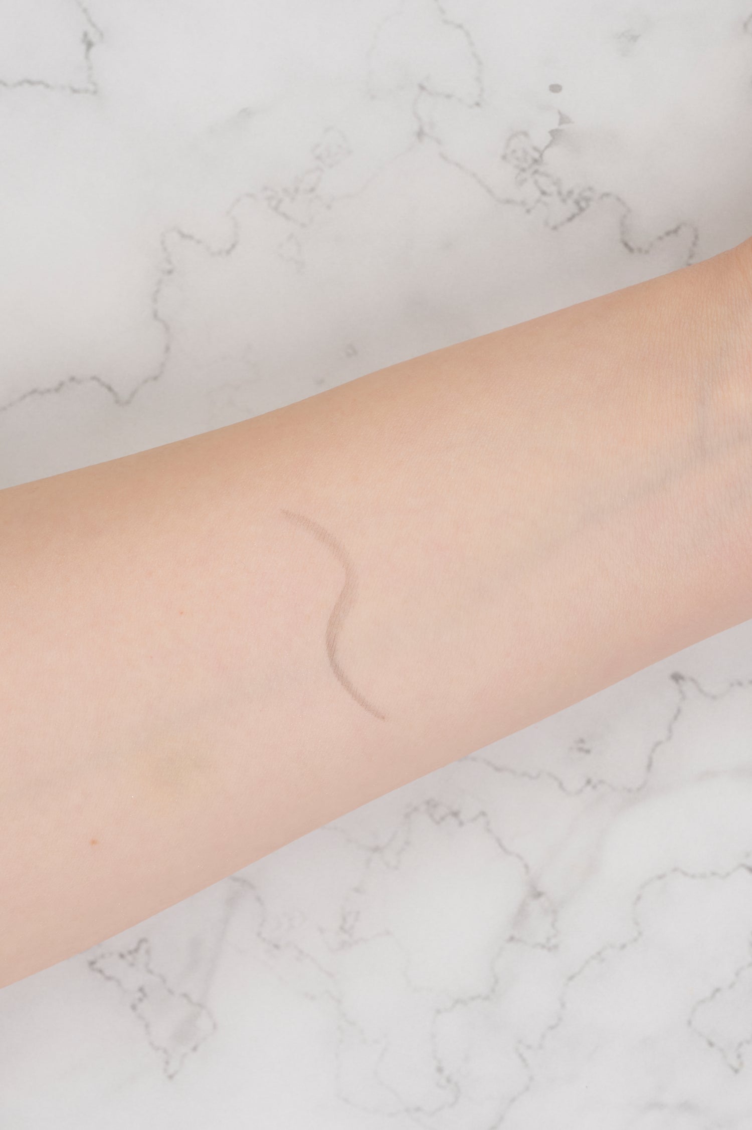 CANMAKE Muted Tulle Liner [New]